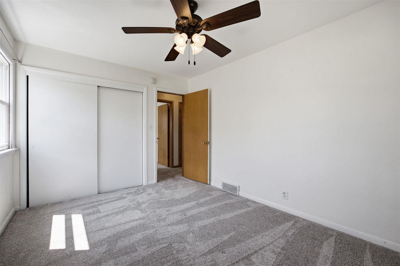 1621 47th Street NE Cedar Rapids IA 52402