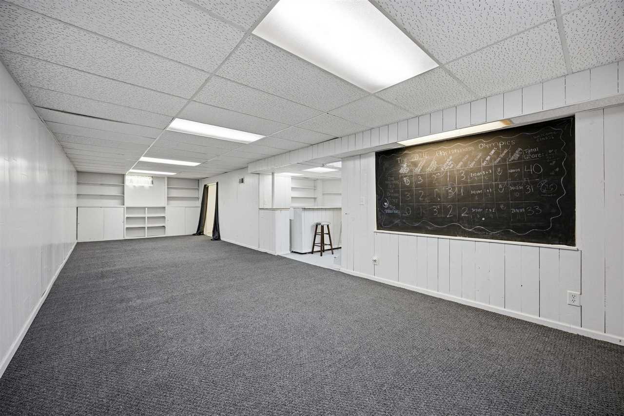 1621 47th Street NE Cedar Rapids IA 52402