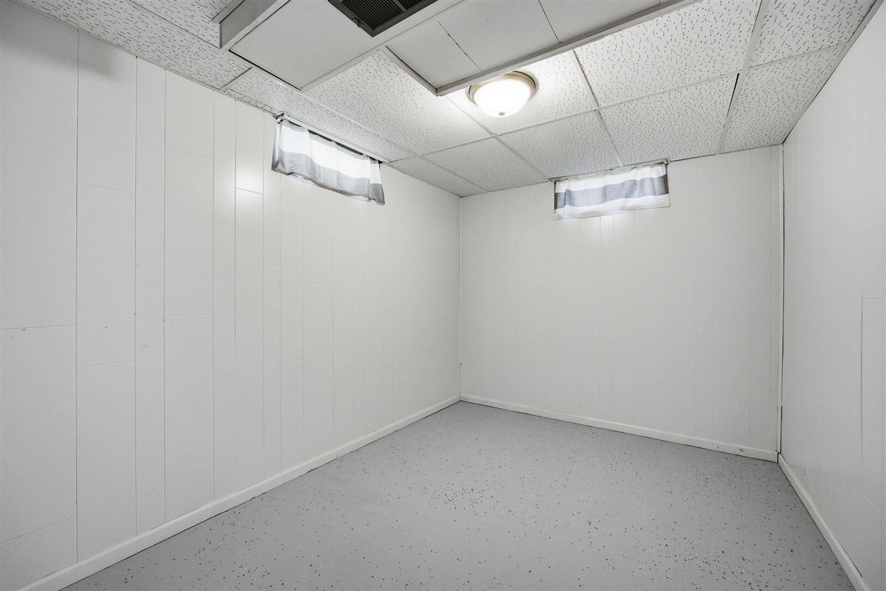 1621 47th Street NE Cedar Rapids IA 52402