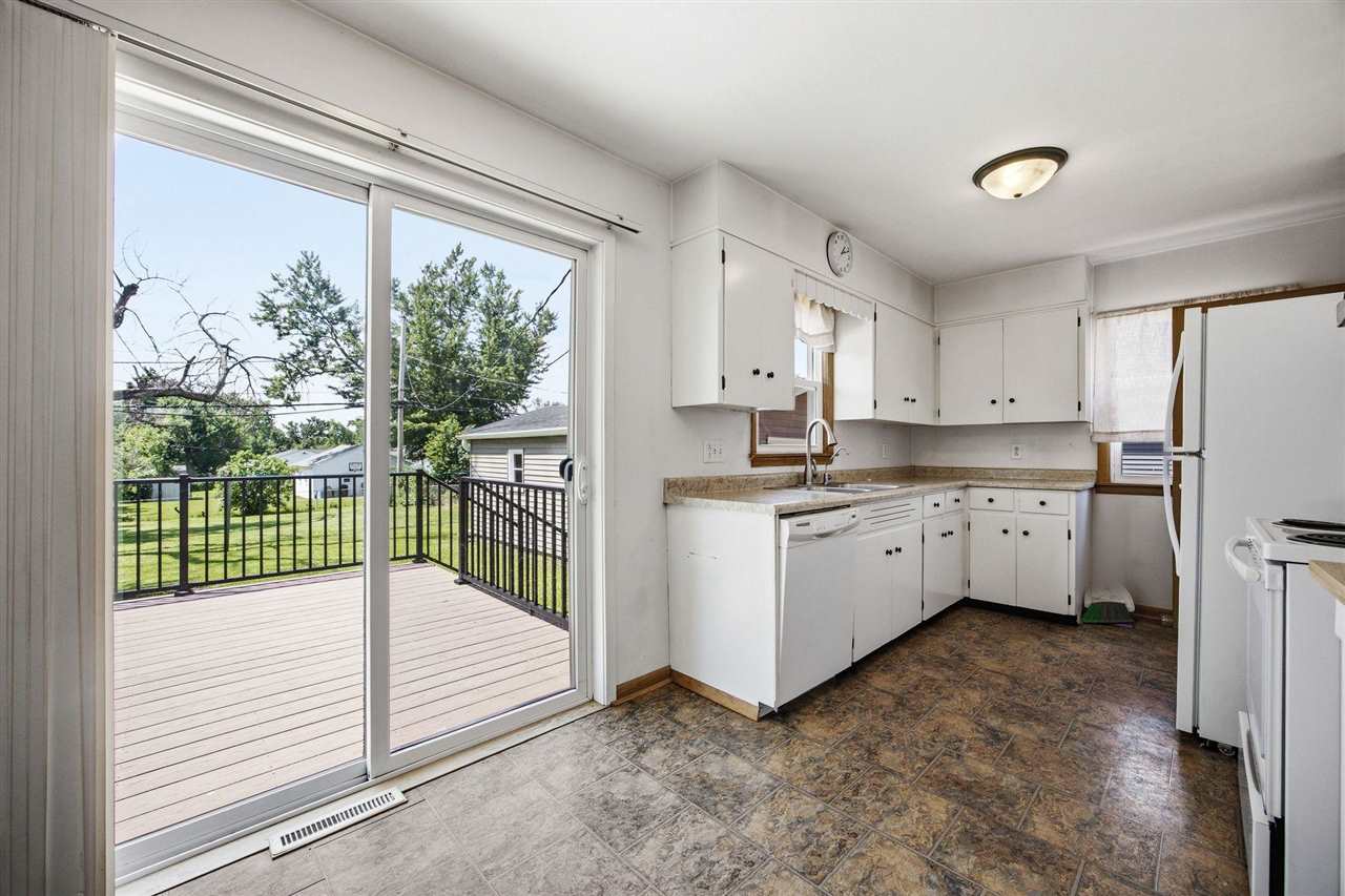 1621 47th Street NE Cedar Rapids IA 52402