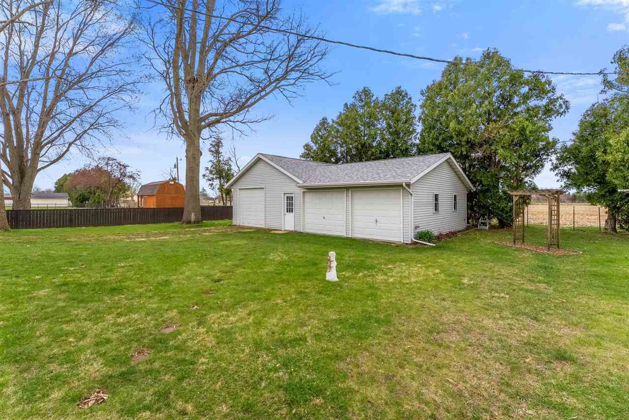 116 Roy El Road Wapello IA 52653