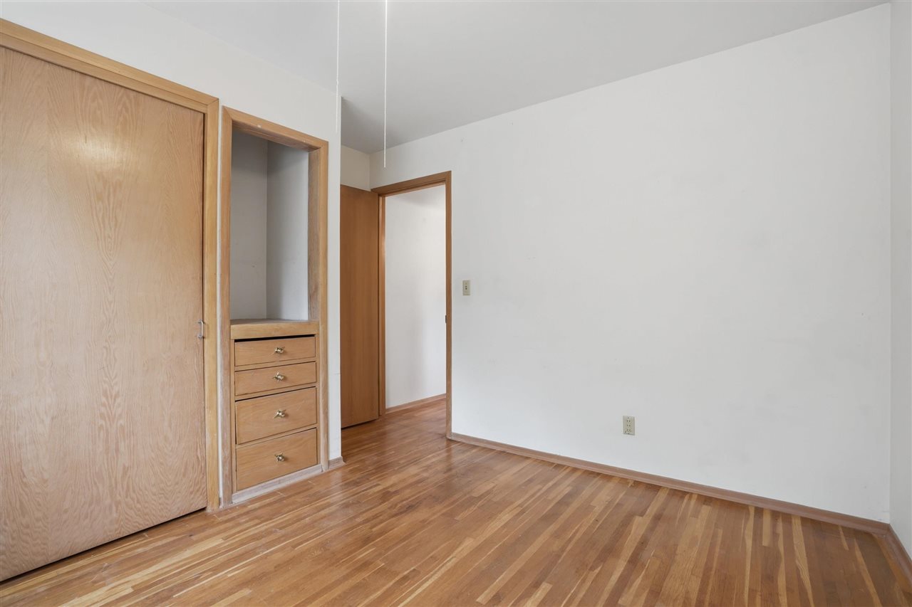 312 E Centennial Avenue Keota IA 52248