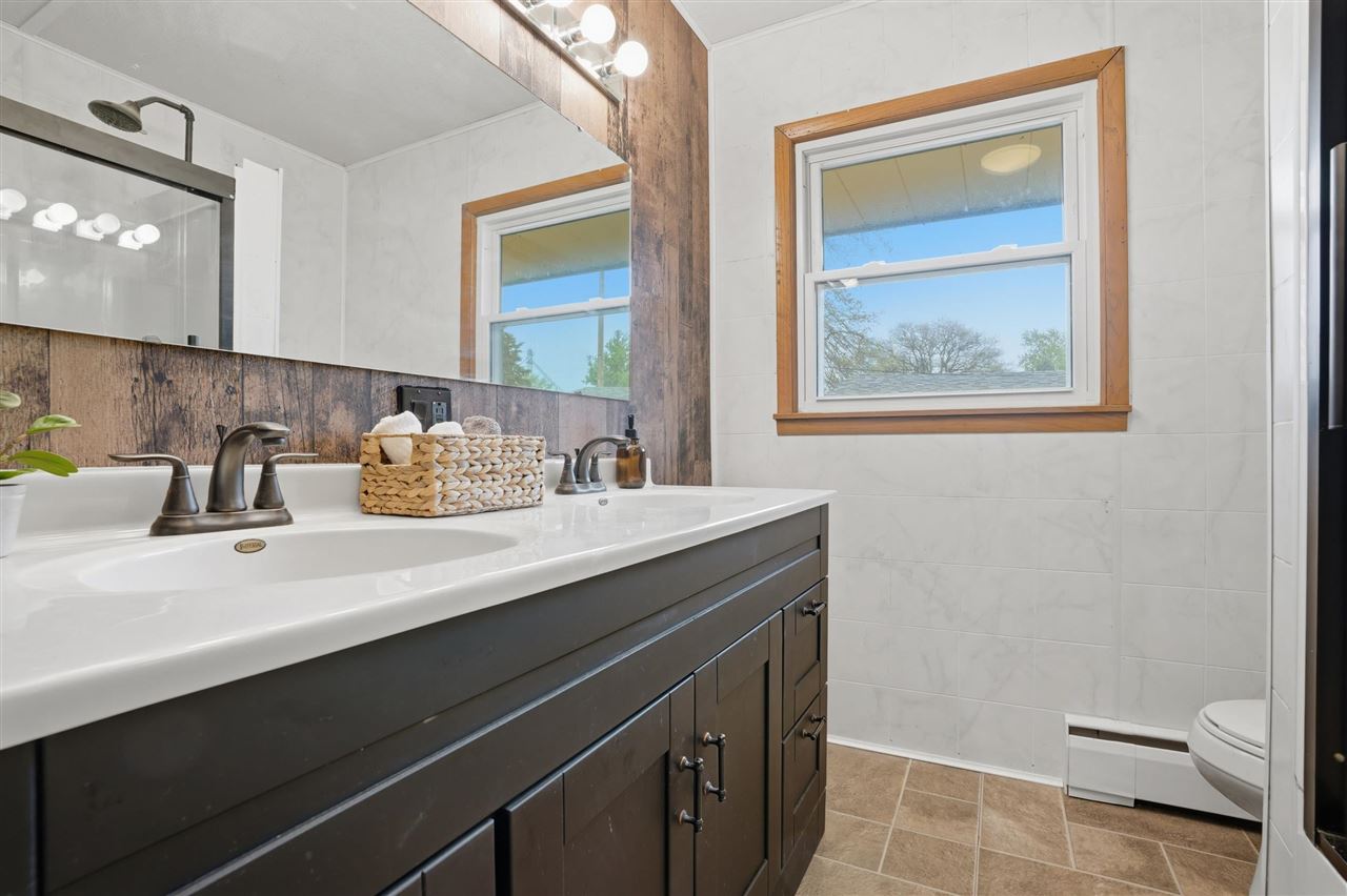 312 E Centennial Avenue Keota IA 52248
