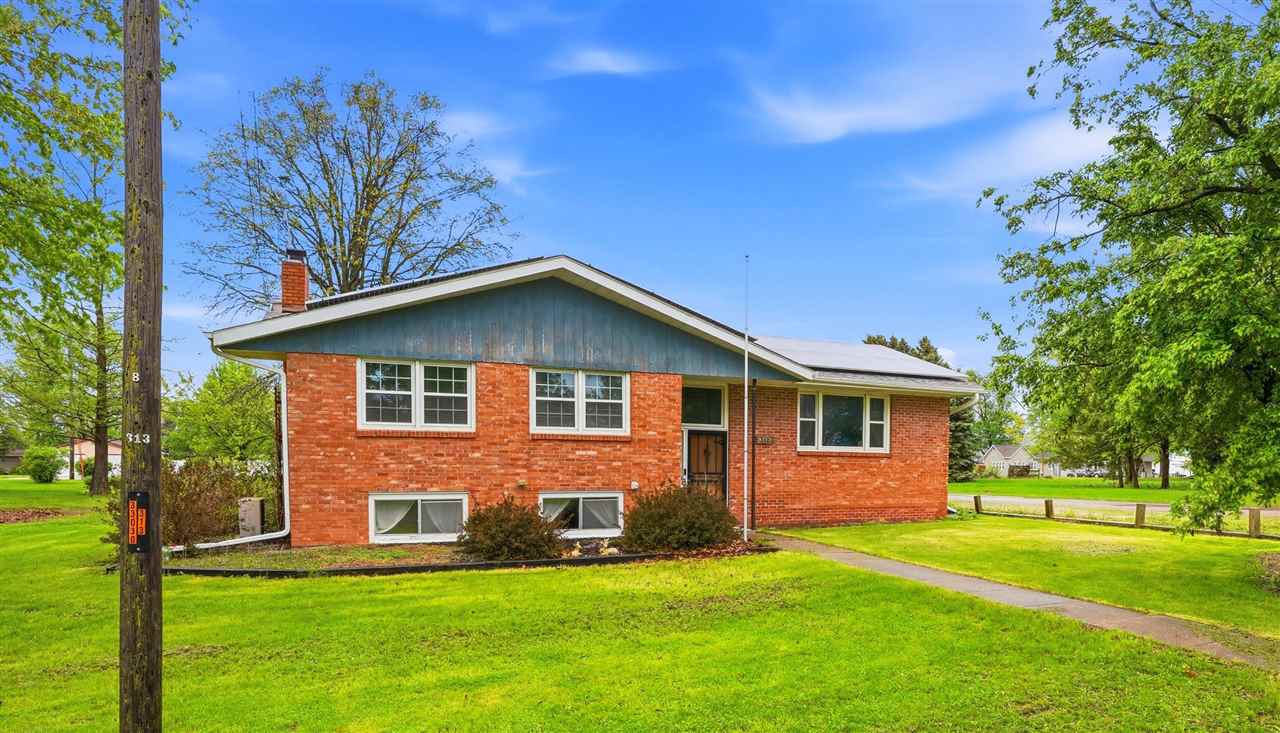 312 E Centennial Avenue Keota IA 52248