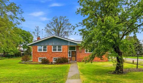312 E Centennial Avenue Keota IA 52248
