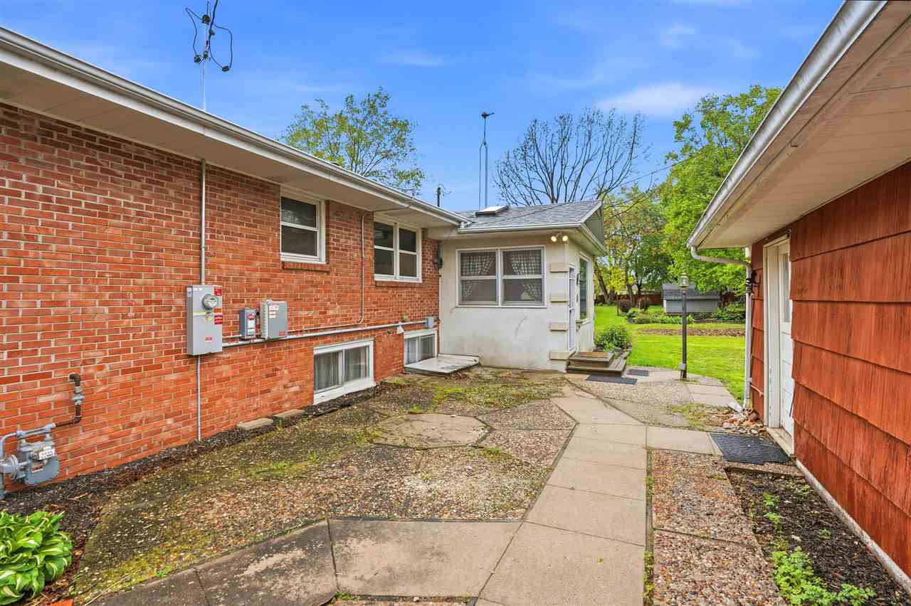 312 E Centennial Avenue Keota IA 52248