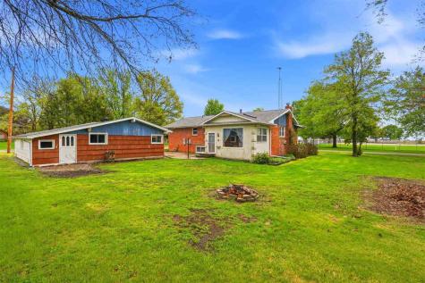 312 E Centennial Avenue Keota IA 52248