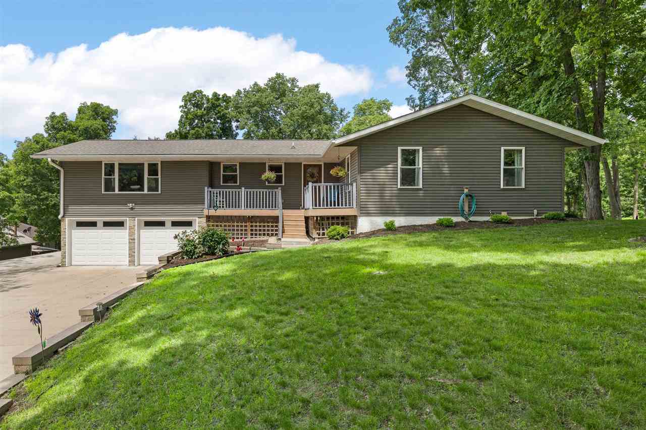 2459 125th Drive Marengo IA 52301