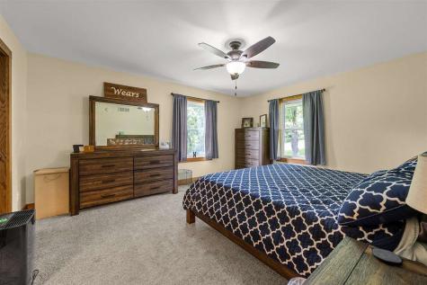 2459 125th Drive Marengo IA 52301