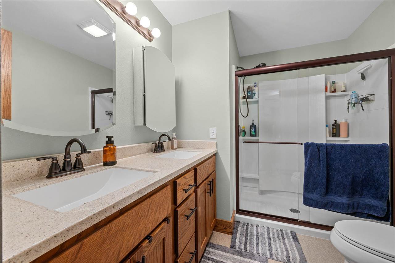 2459 125th Drive Marengo IA 52301