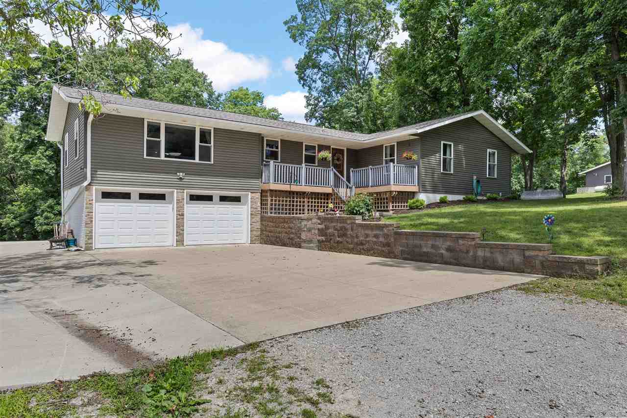 2459 125th Drive Marengo IA 52301