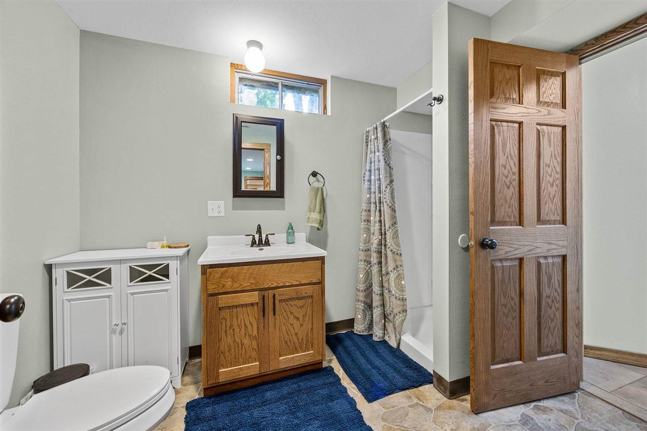 2459 125th Drive Marengo IA 52301