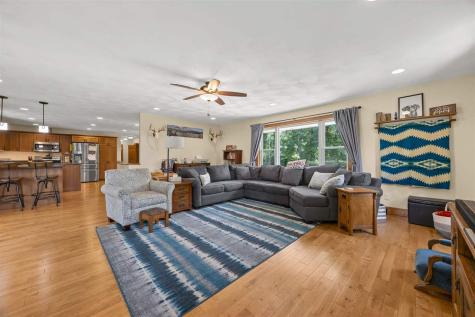 2459 125th Drive Marengo IA 52301