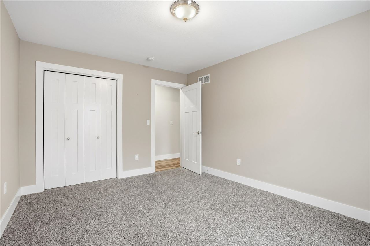 1812 N 6th Avenue Wellman IA 52356