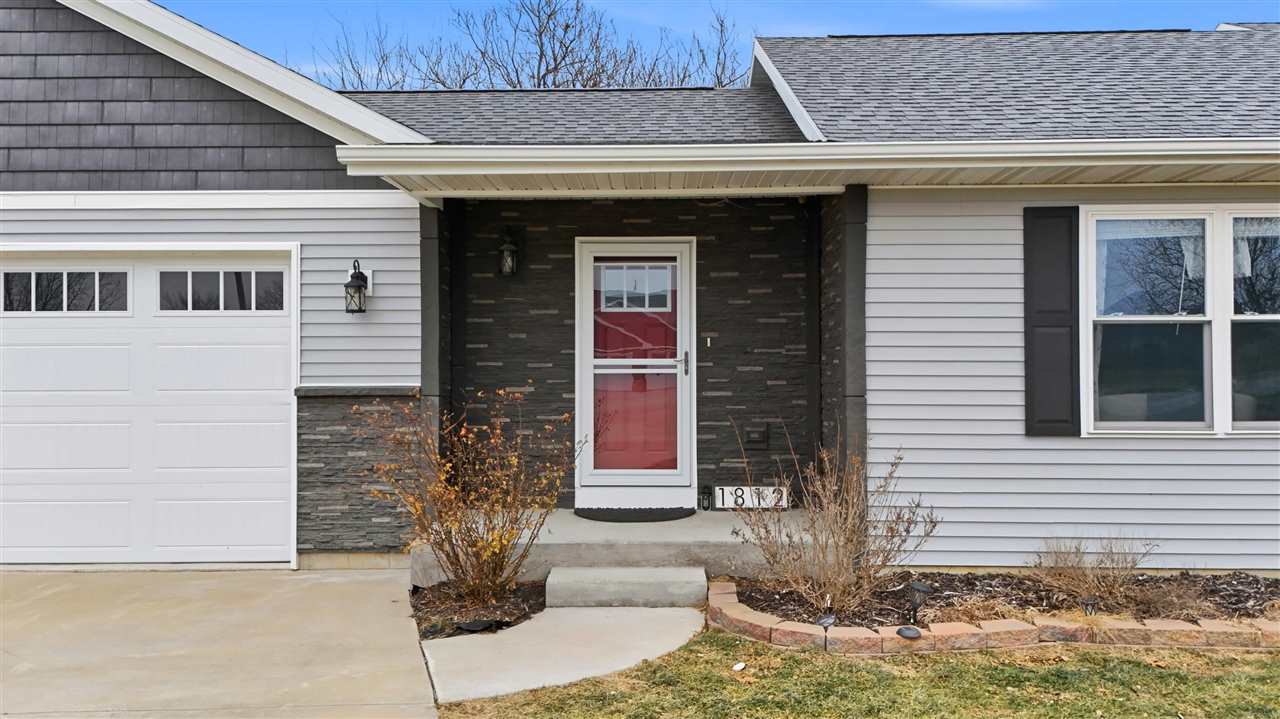 1812 N 6th Avenue Wellman IA 52356