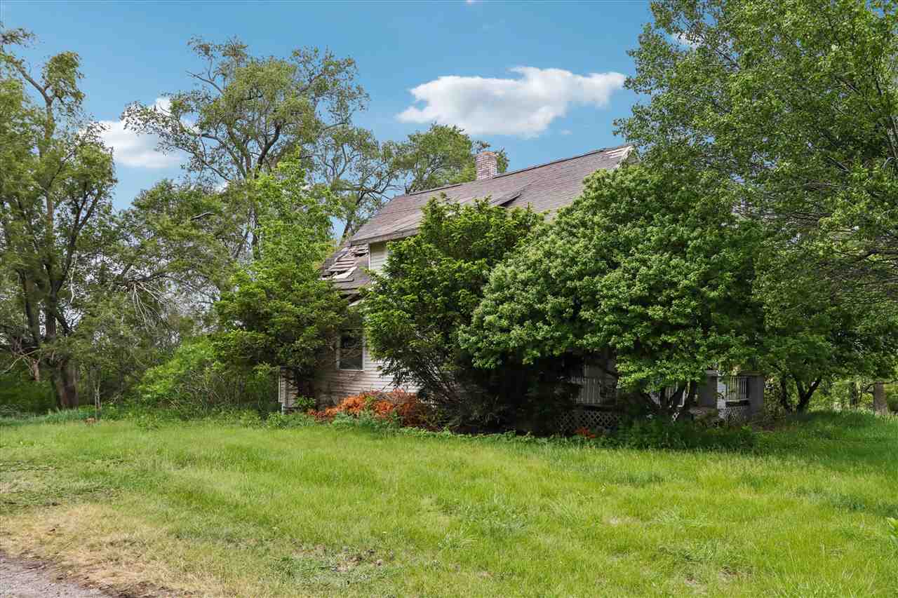 2221 S Avenue Williamsburg IA 52361