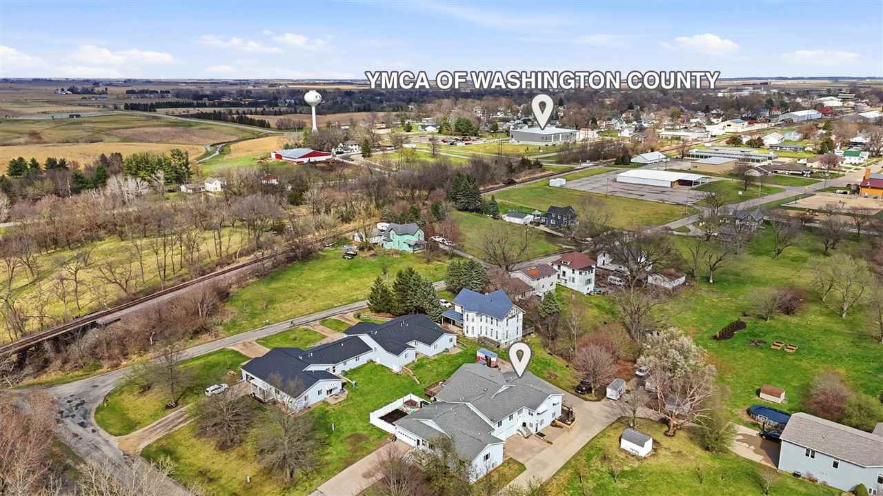 220 N H Avenue Washington IA 52353
