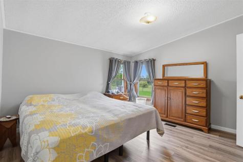 1688 Sweetland Acres Lane Muscatine IA 52761