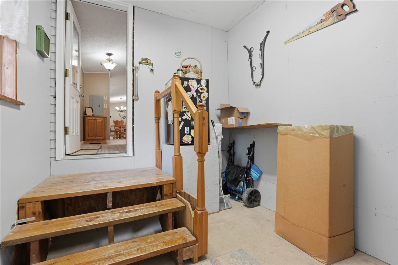 1688 Sweetland Acres Lane Muscatine IA 52761
