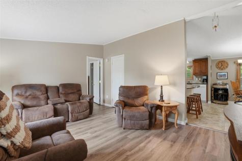 1688 Sweetland Acres Lane Muscatine IA 52761