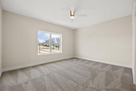 980 17th Avenue SW Mt Vernon IA 52314