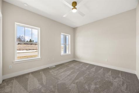 980 17th Avenue SW Mt Vernon IA 52314