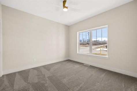 980 17th Avenue SW Mt Vernon IA 52314