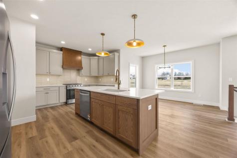 980 17th Avenue SW Mt Vernon IA 52314