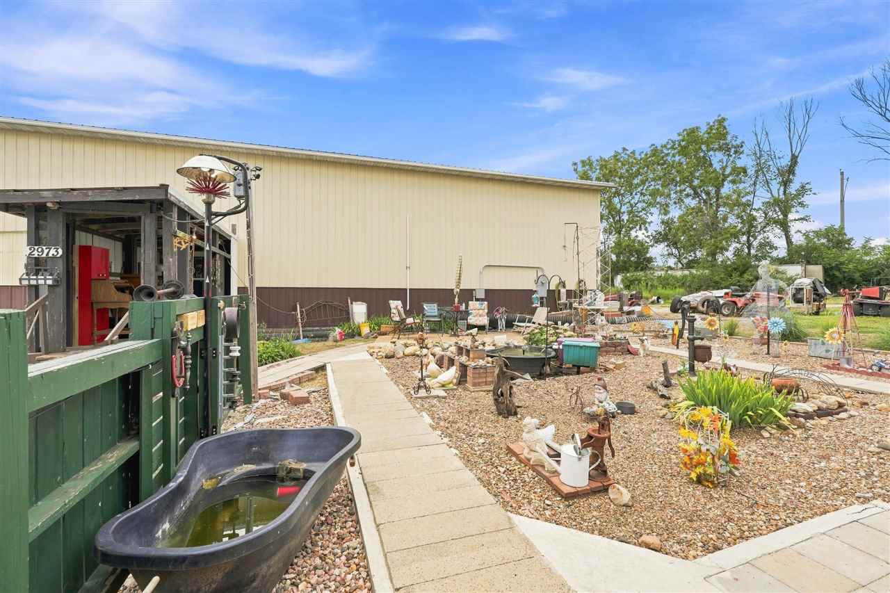 2973 Iowa 92 Rose Hill IA 52586