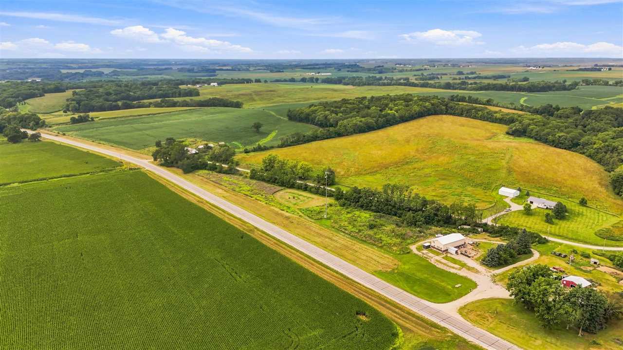 2973 Iowa 92 Rose Hill IA 52586