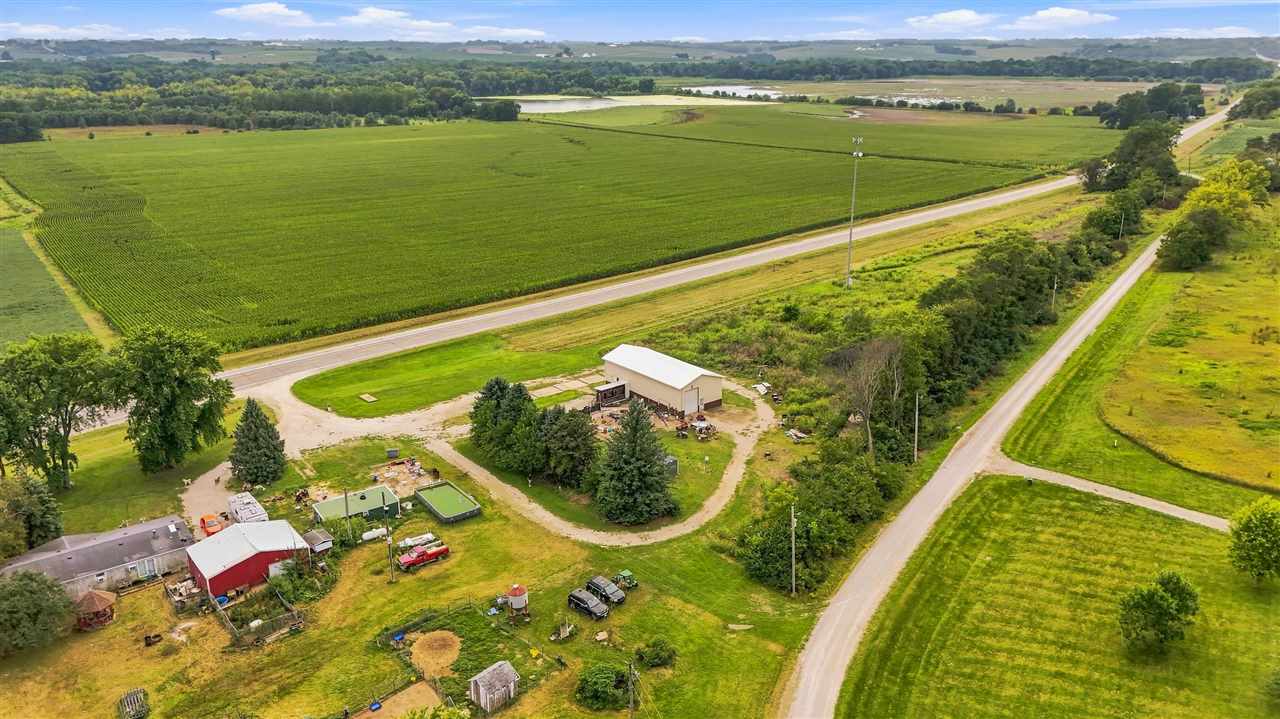 2973 Iowa 92 Rose Hill IA 52586