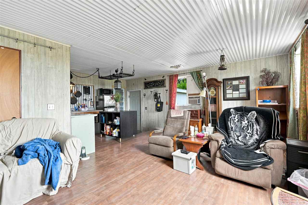 2973 Iowa 92 Rose Hill IA 52586