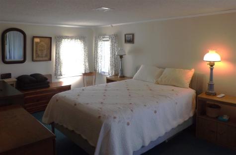 1009 W Jackson Sigourney IA 52591