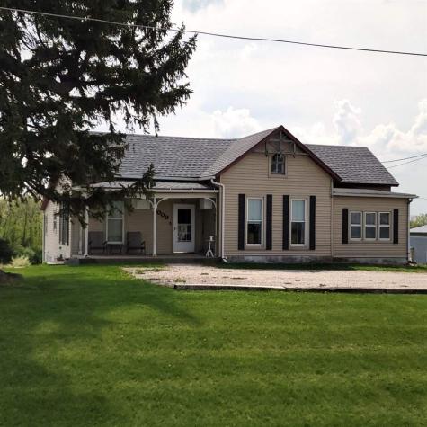 1009 W Jackson Sigourney IA 52591