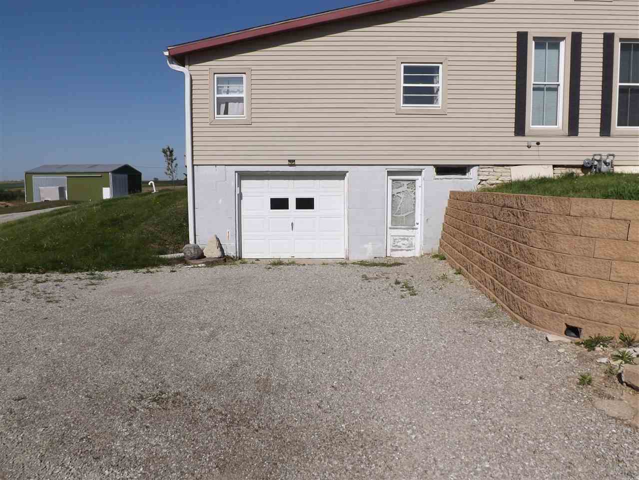 1009 W Jackson Sigourney IA 52591