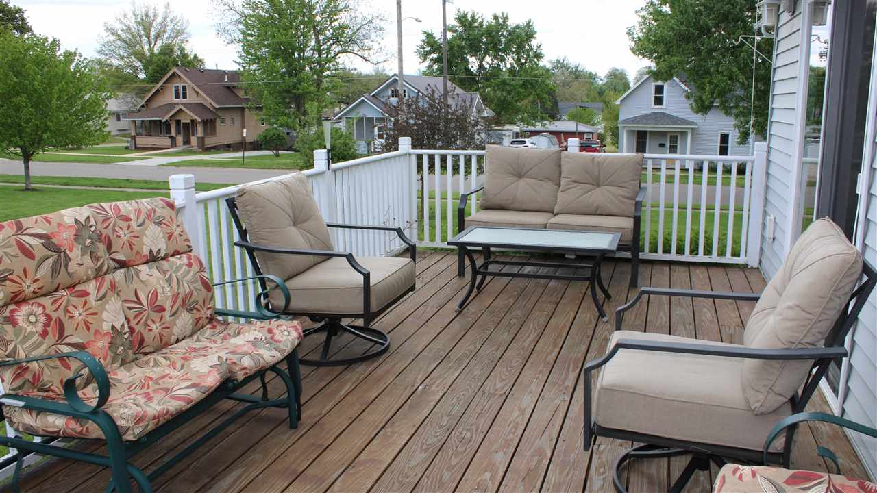 105 N East Street Sigourney IA 52591