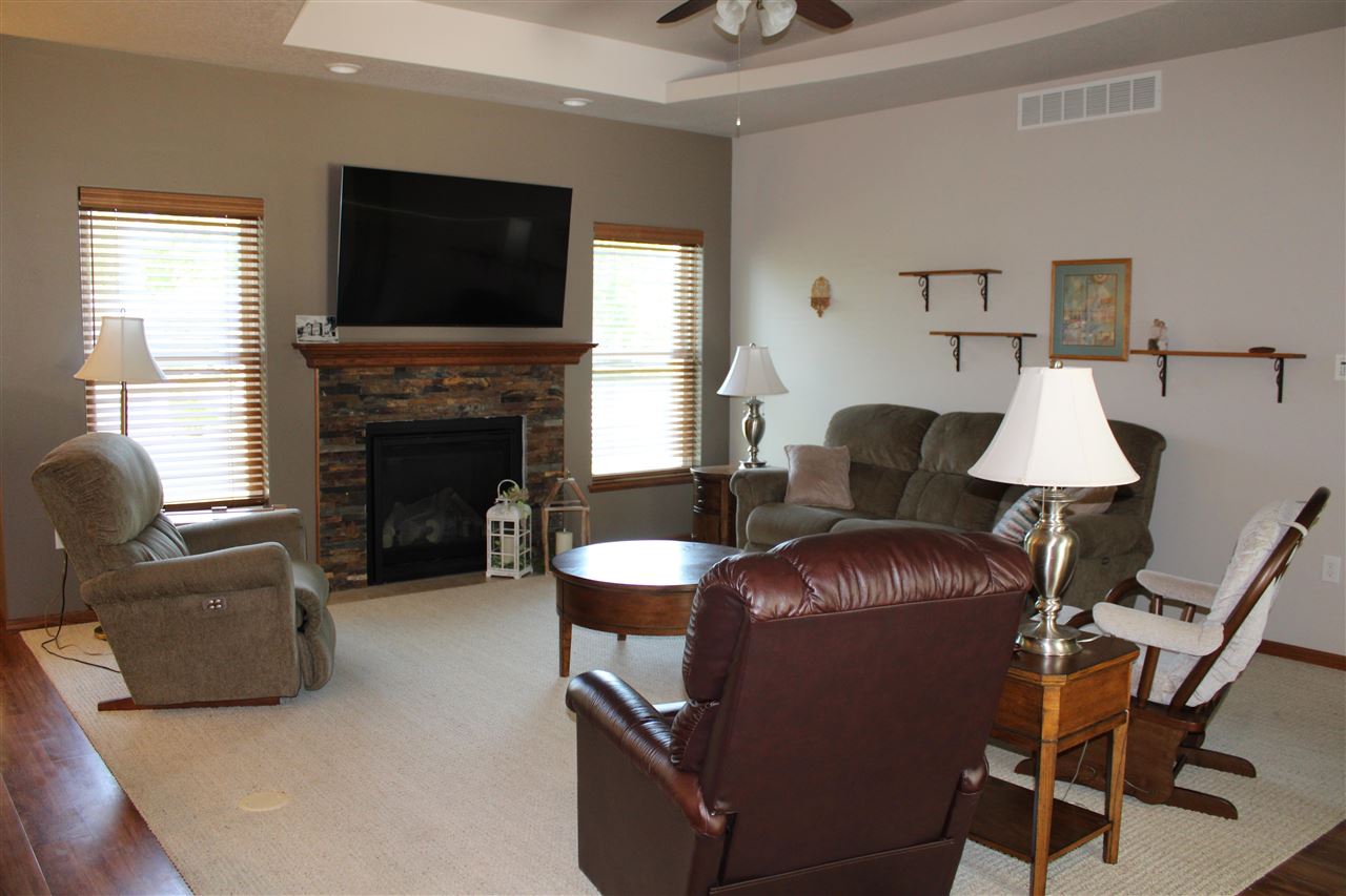 105 N East Street Sigourney IA 52591