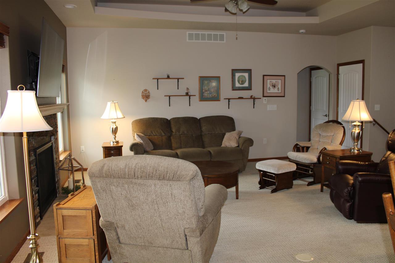 105 N East Street Sigourney IA 52591
