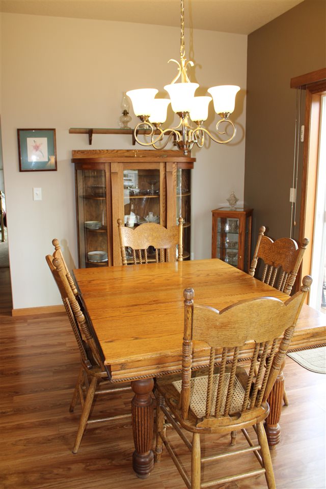 105 N East Street Sigourney IA 52591