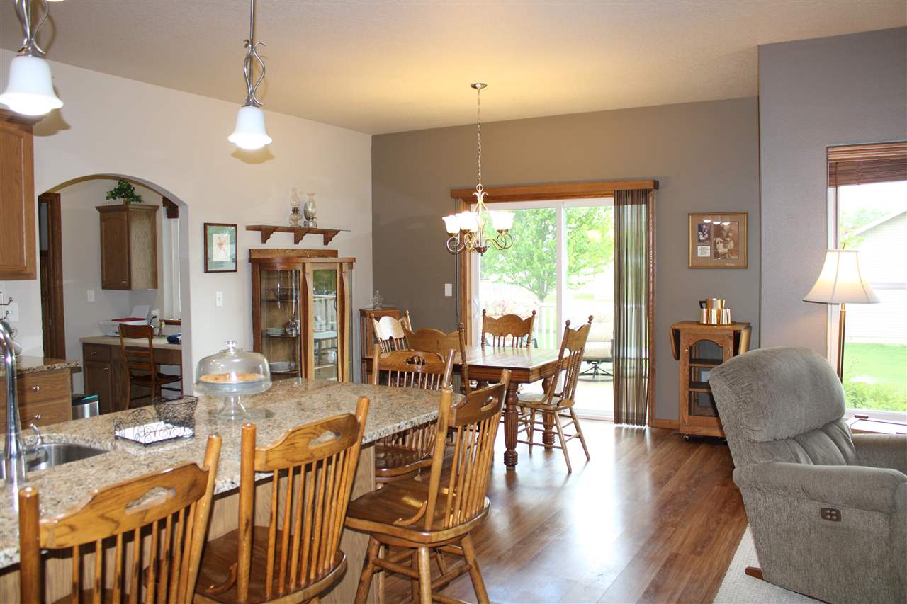 105 N East Street Sigourney IA 52591