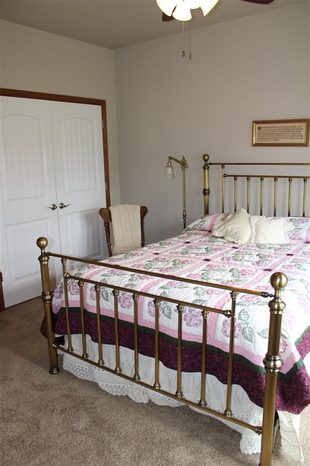 105 N East Street Sigourney IA 52591