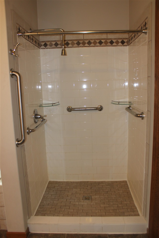 105 N East Street Sigourney IA 52591
