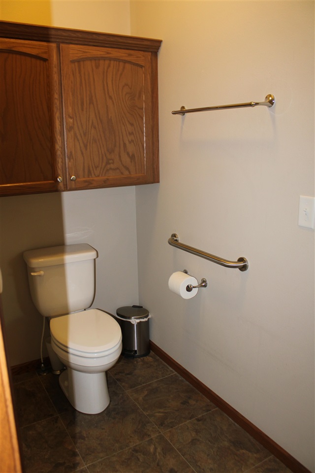 105 N East Street Sigourney IA 52591