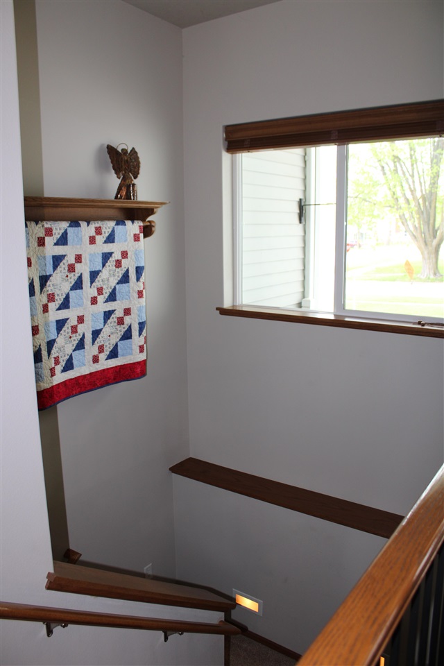 105 N East Street Sigourney IA 52591