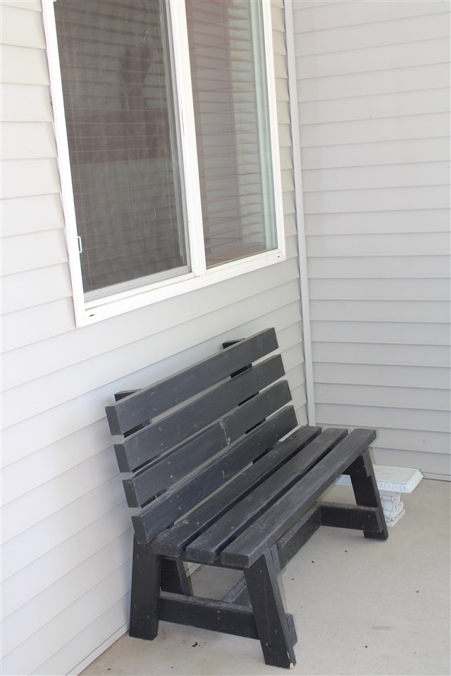 105 N East Street Sigourney IA 52591