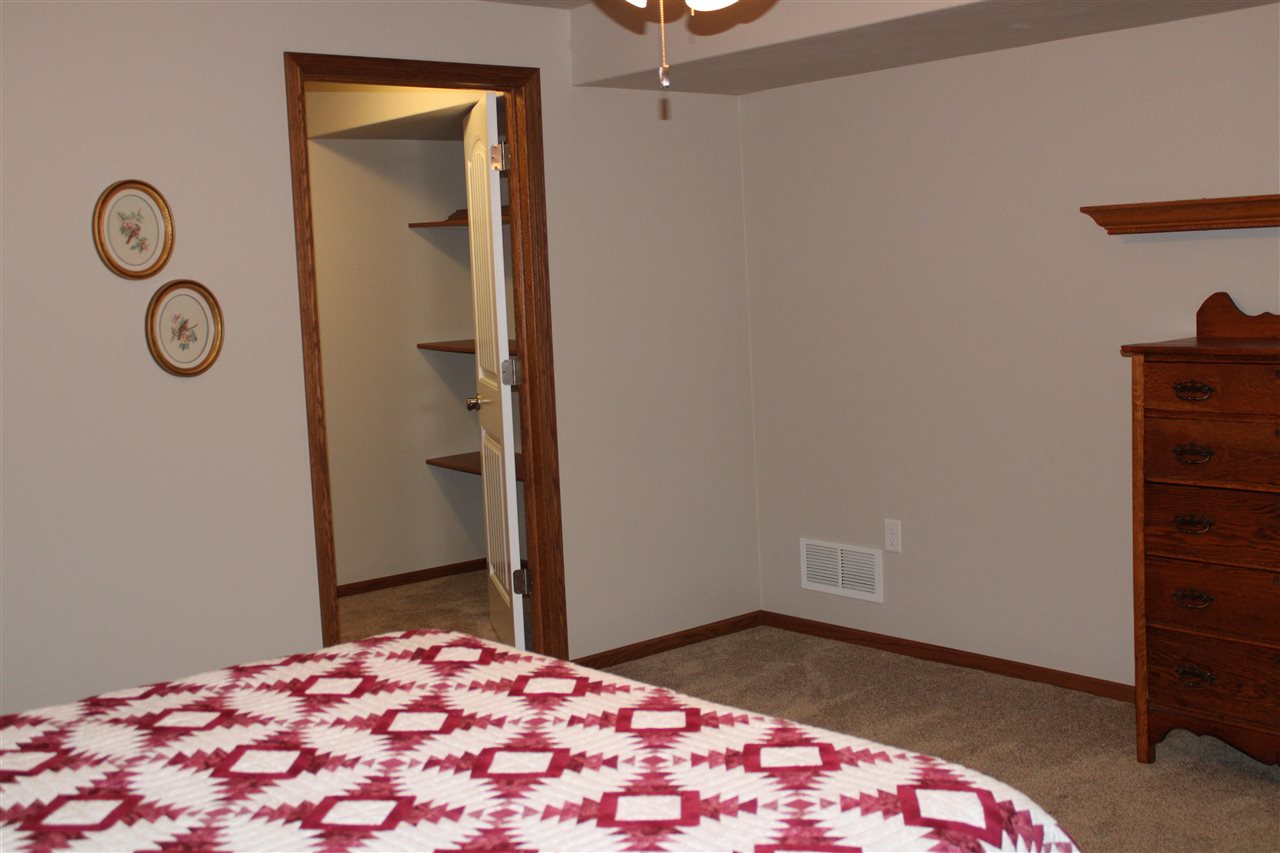 105 N East Street Sigourney IA 52591
