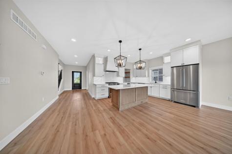 1700 Green Oak Pass Tiffin IA 52340