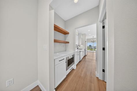 1700 Green Oak Pass Tiffin IA 52340