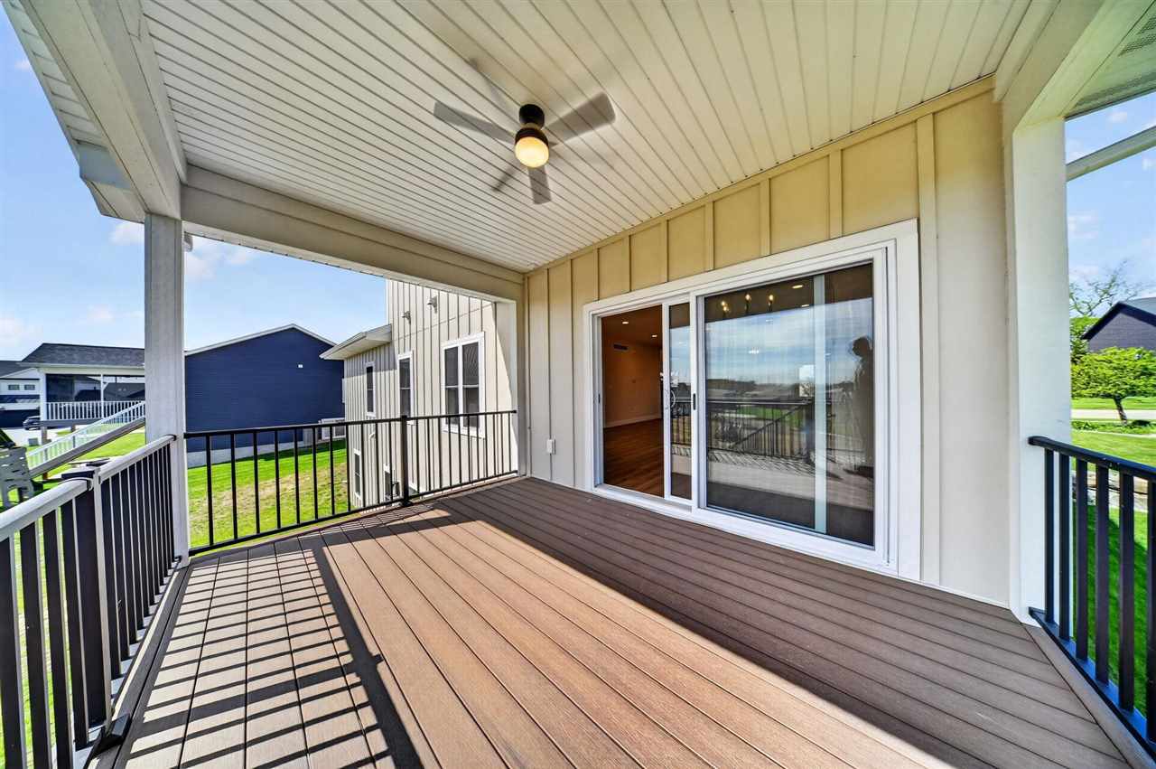 1700 Green Oak Pass Tiffin IA 52340