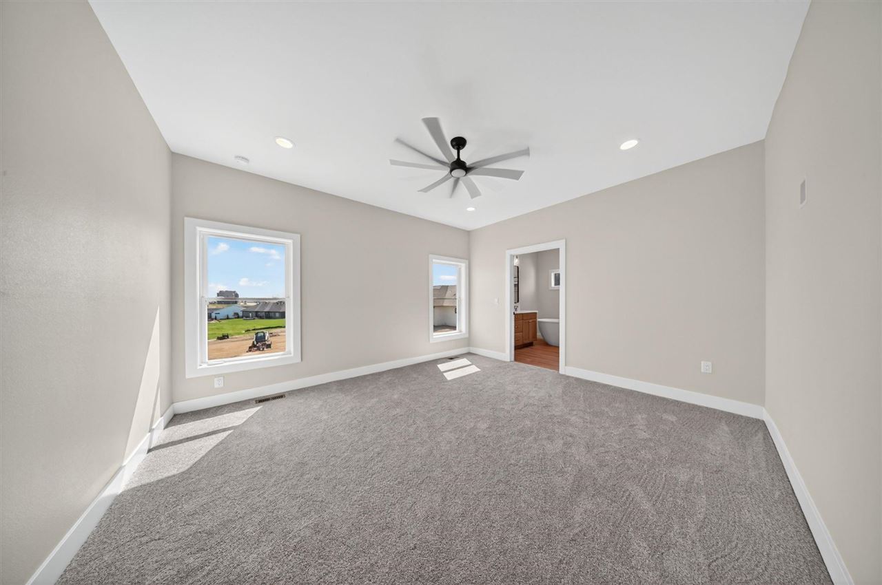 1700 Green Oak Pass Tiffin IA 52340